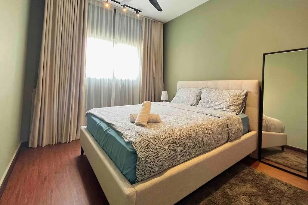 Cozy Designer Suite @ Klia Sepang Apartment