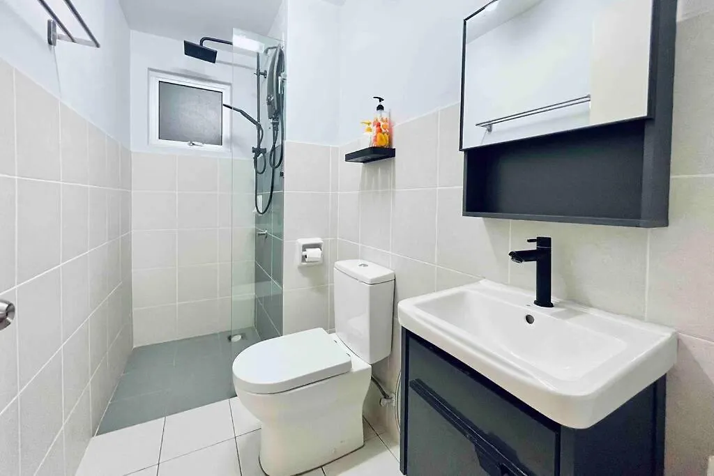 Apartment Cozy Designer Suite @ Klia Sepang Malaysia